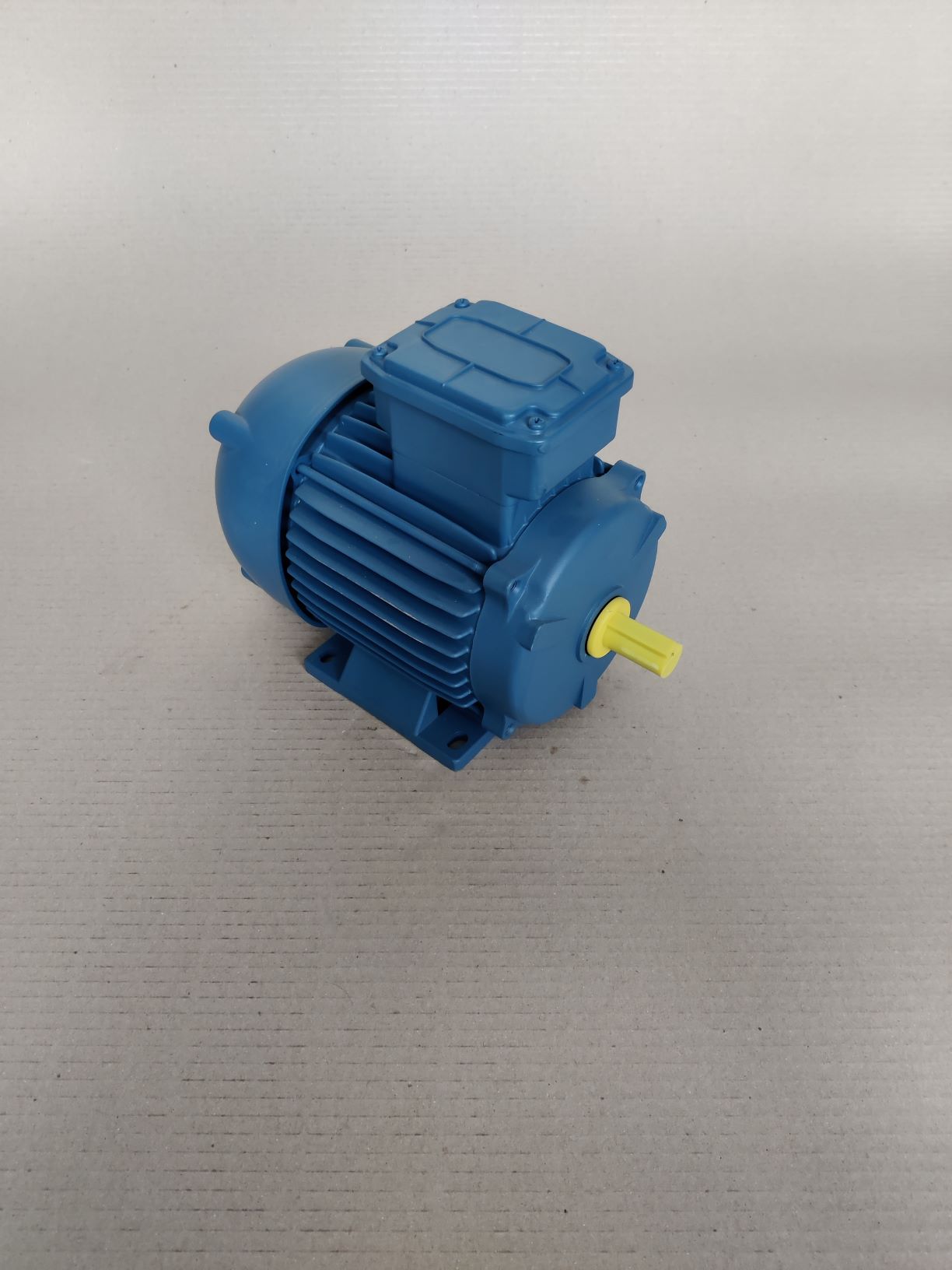 LAFERT SINGLE PHASE MOTOR  LM80C2  220V 2Ρ 0.75KW Β3 SHAFT EXTENSION